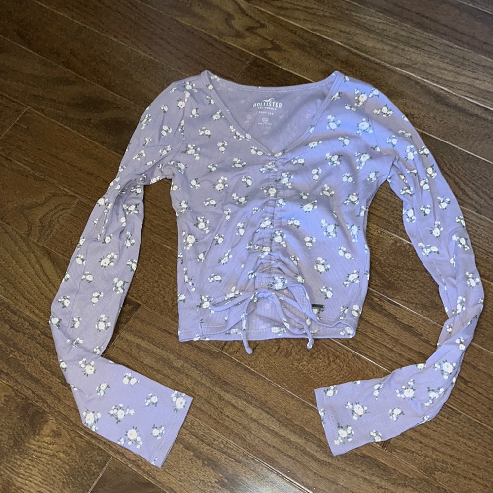 Hollister baby tee xxs lilac
